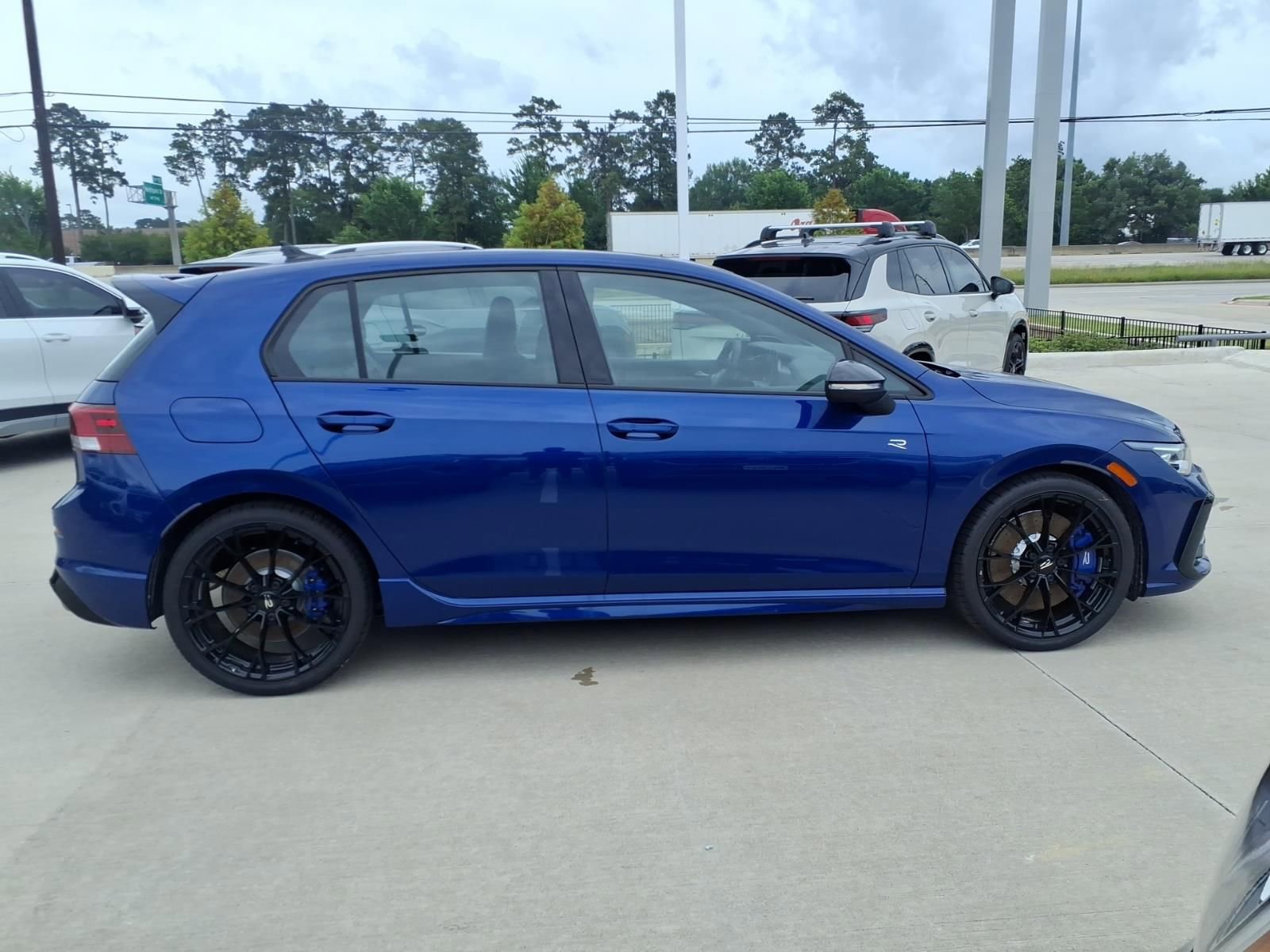 New 2026 Volkswagen Golf w/ Euro Style Package AWD/4WD image 9