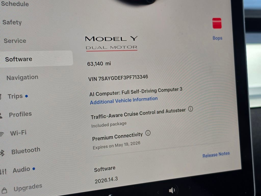 Used 2023 Tesla Model Y Performance AWD/4WD image 16