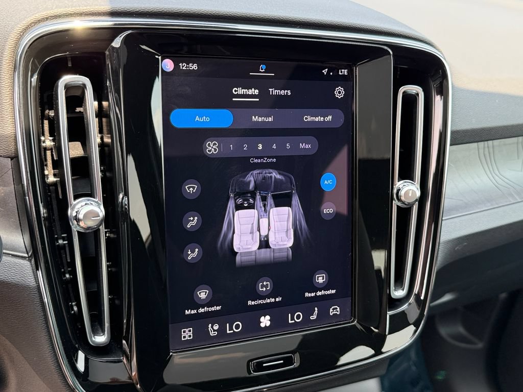 Certified 2023 Volvo C40 P8 Recharge Plus AWD/4WD image 25