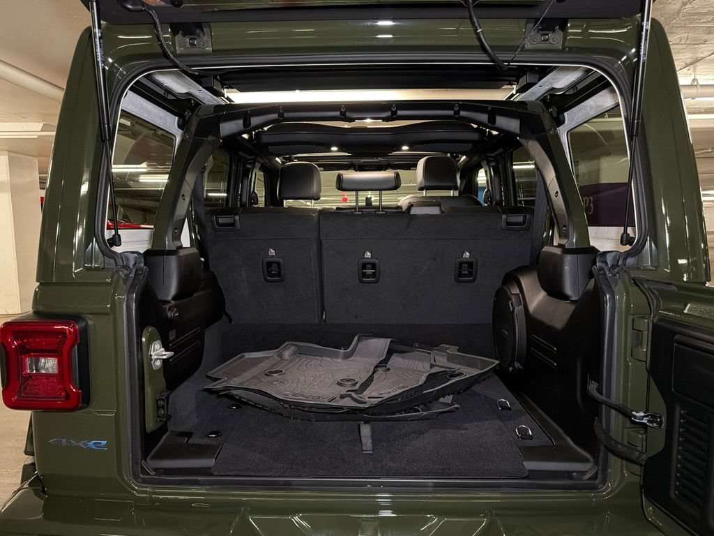 Used 2024 Jeep Wrangler High Altitude AWD/4WD image 6
