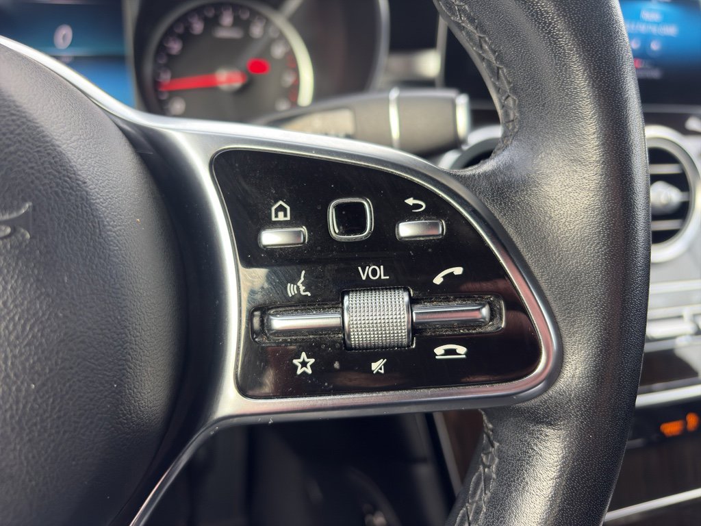 Used 2020 Mercedes-Benz GLC 300 4MATIC image 25