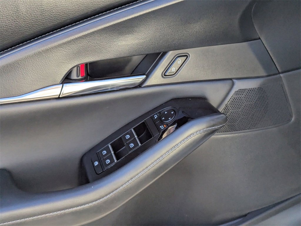 Used 2025 MAZDA CX-30 AWD 2.5 S w/ Preferred Package image 16