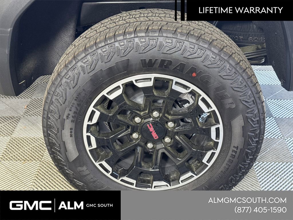 New 2026 GMC Canyon AT4 image 21