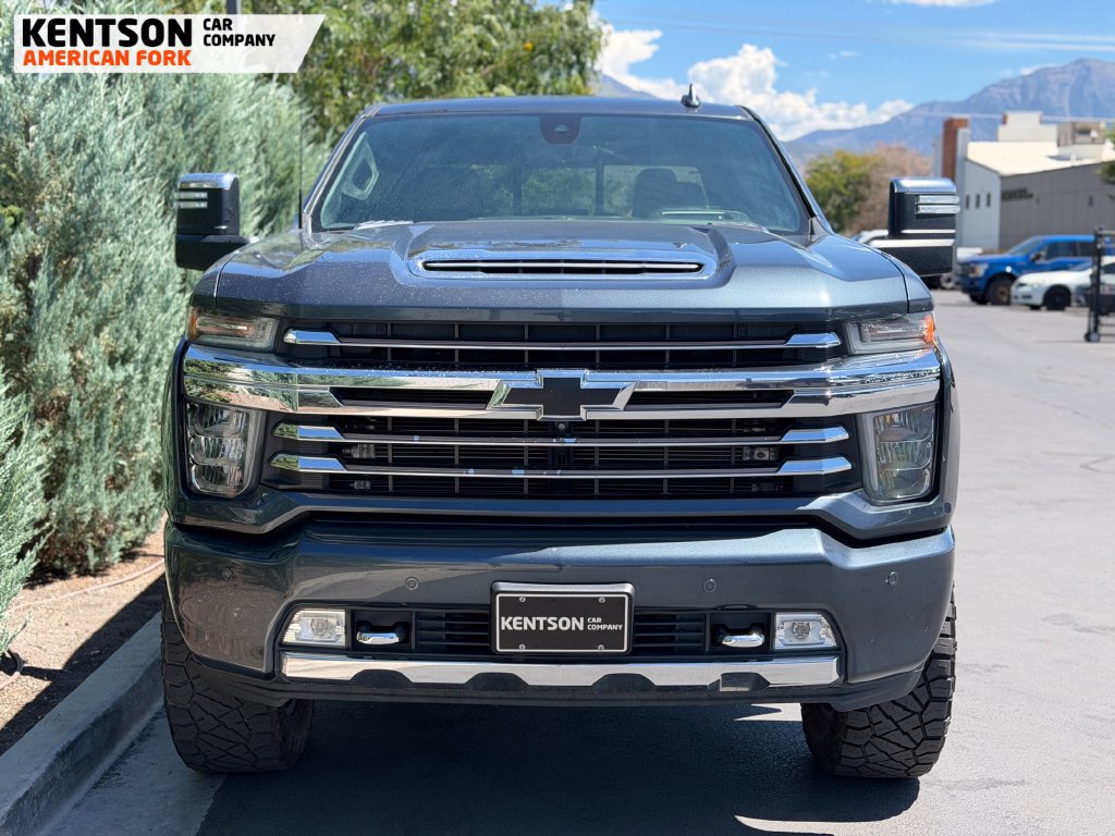 Used 2020 Chevrolet Silverado 3500 High Country w/ Z71 Off-Road Package AWD/4WD image 2