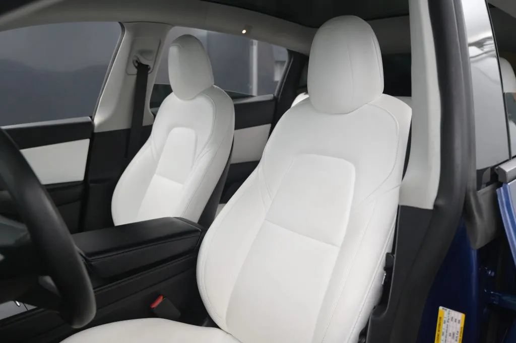 Used 2022 Tesla Model Y Performance AWD/4WD image 41
