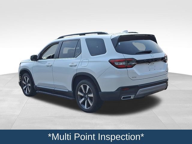 Used 2025 Honda Pilot Touring image 5