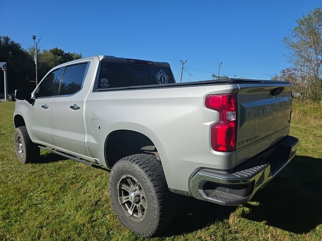 Used 2019 Chevrolet Silverado 1500 LTZ w/ LTZ Premium Package AWD/4WD image 6