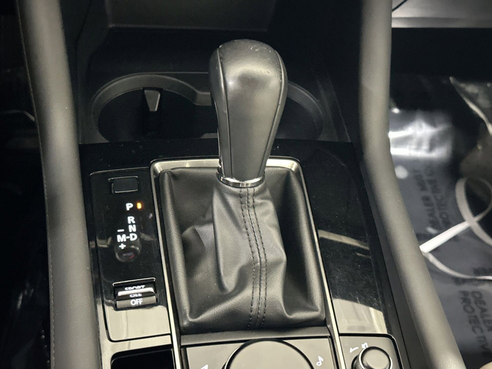 Used 2021 MAZDA MAZDA3 s image 30