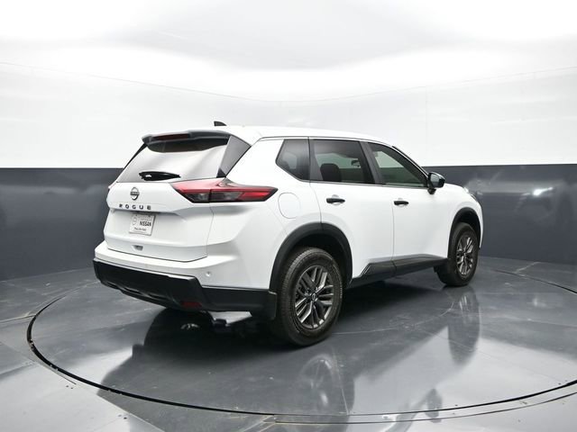 Certified 2025 Nissan Rogue S image 8
