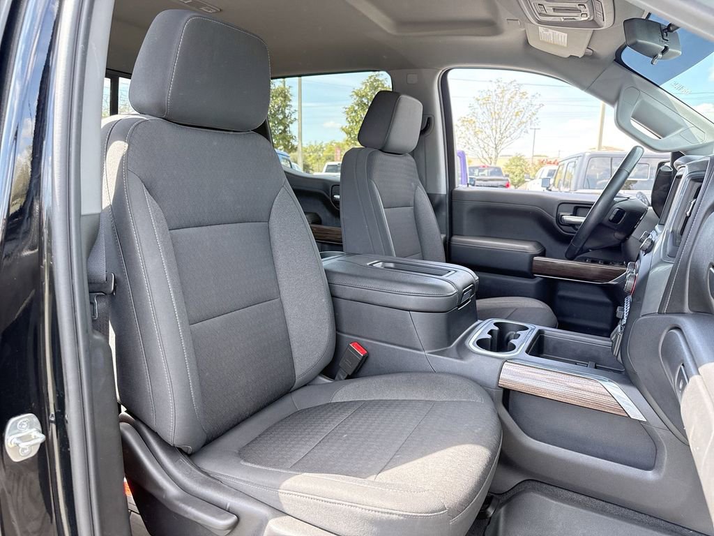 Used 2021 Chevrolet Silverado 1500 LT Trail Boss w/ Convenience Package II image 25