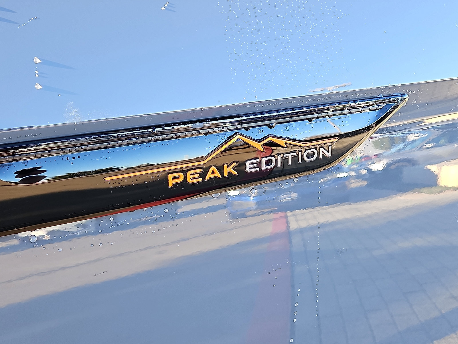 New 2026 Volkswagen Atlas Peak Edition image 7