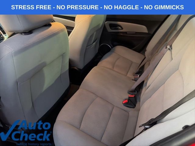 Used 2016 Chevrolet Cruze LT w/ Sun And Sound Package image 12