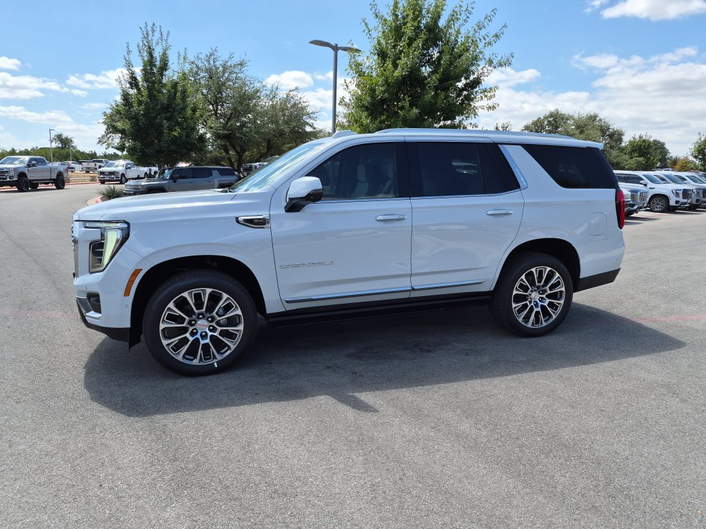 New 2026 GMC Yukon Denali w/ Denali Reserve Package AWD/4WD image 4