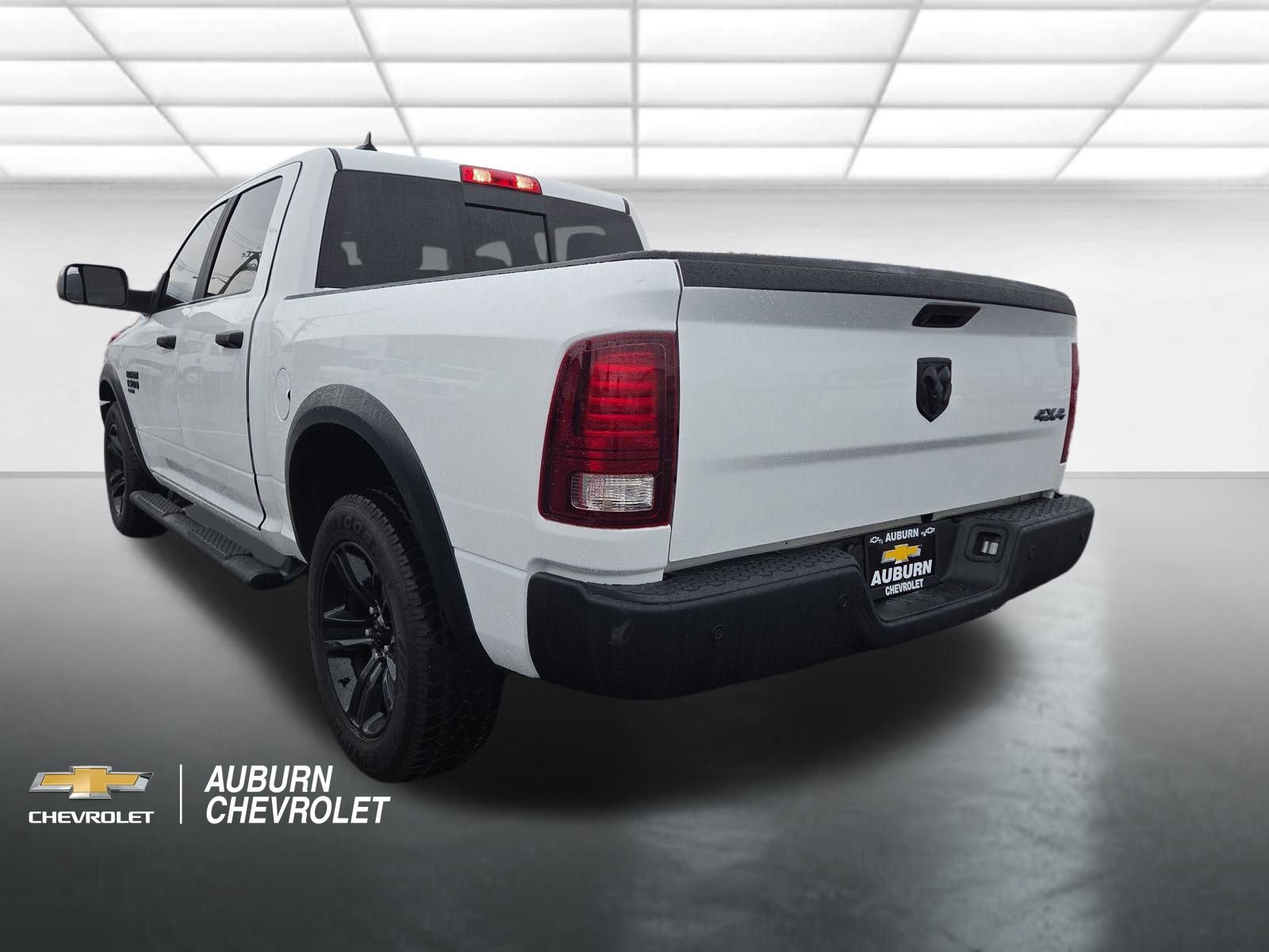 Used 2023 RAM 1500 Classic Warlock w/ Trailer Tow Group AWD/4WD image 5