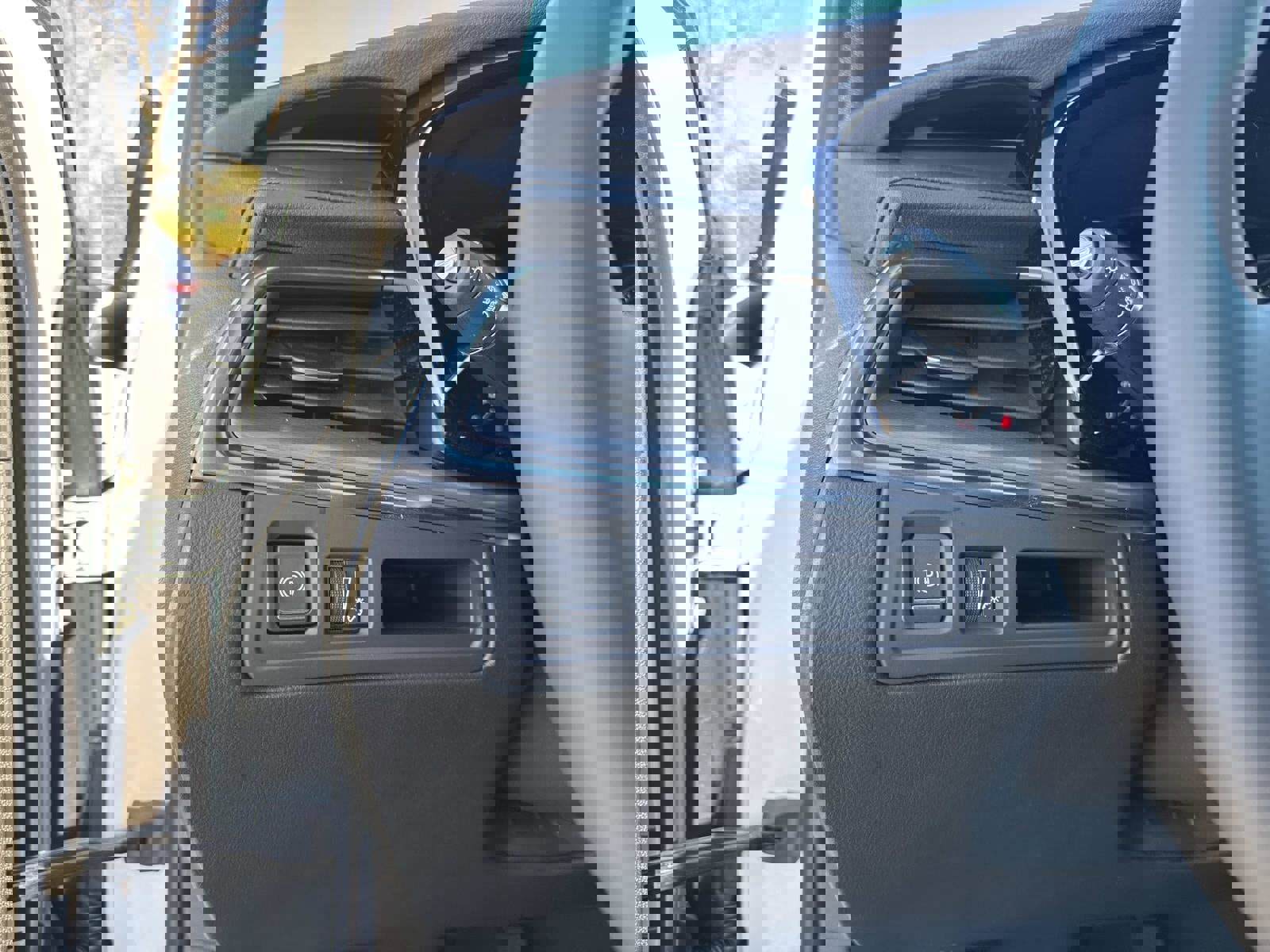 New 2026 Cadillac XT5 Luxury image 34