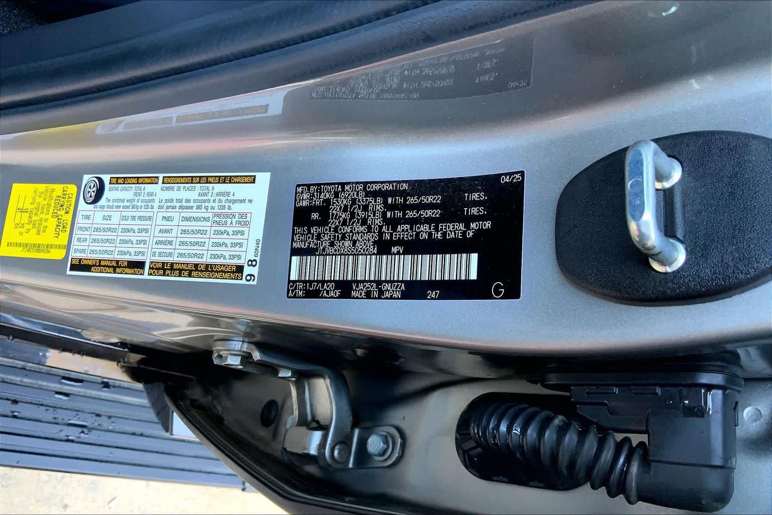 Used 2025 Lexus GX 550 w/ Accessory Package (2T) AWD/4WD image 34
