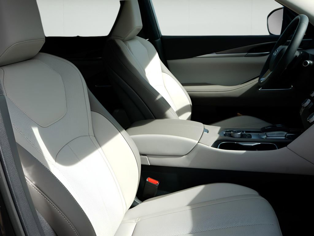 Certified 2026 INFINITI QX60 Luxe w/ Cargo Package image 30