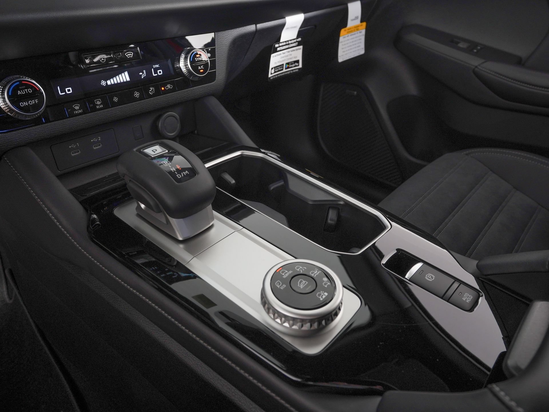 New 2026 Mitsubishi Outlander LE AWD/4WD image 10