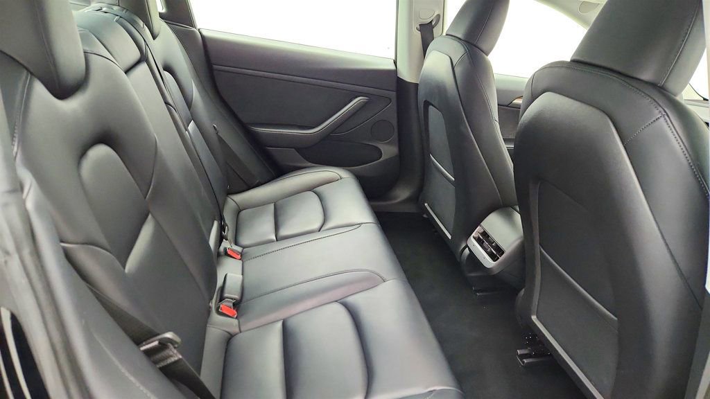Used 2023 Tesla Model 3 Standard Range image 27