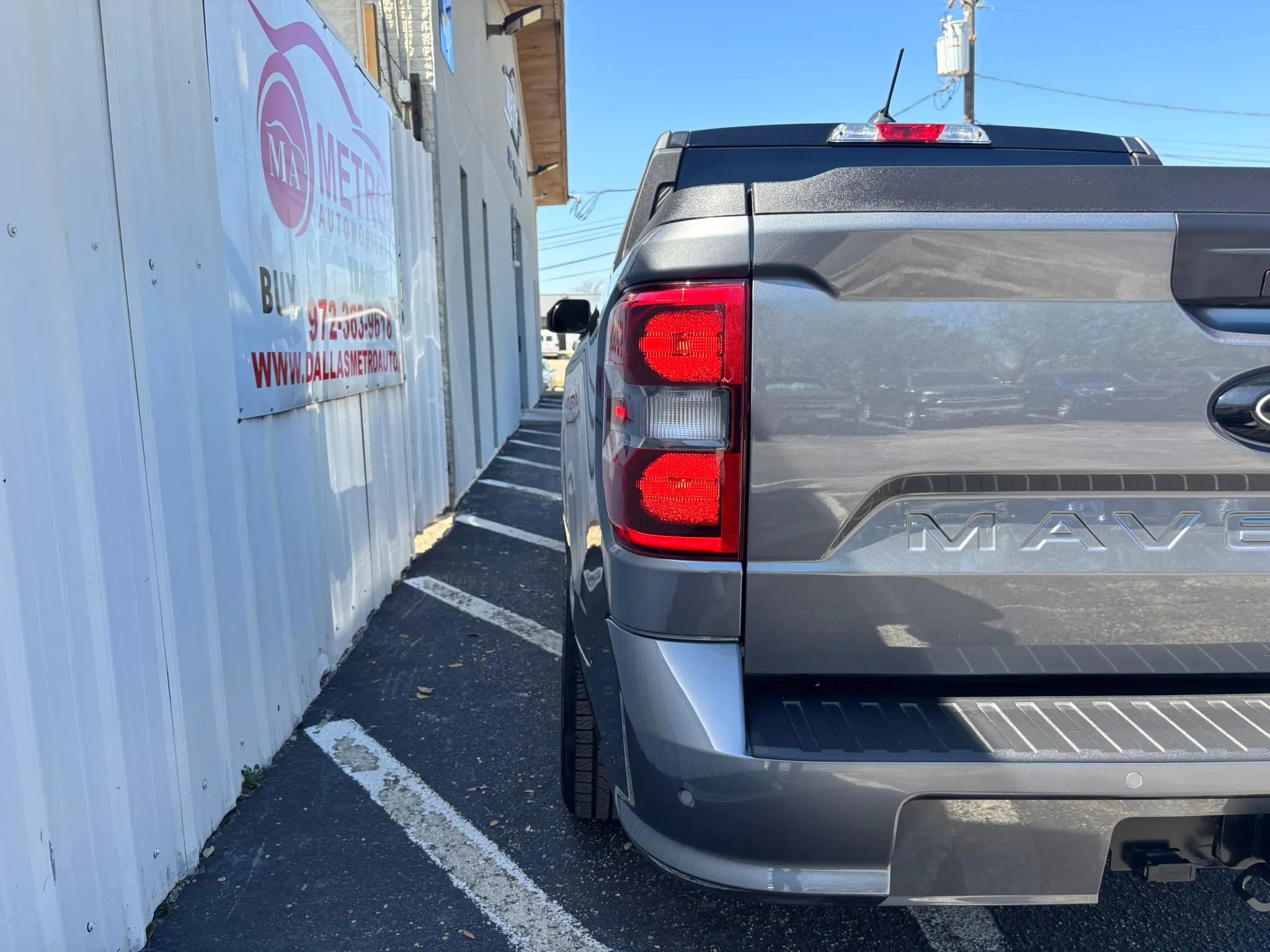 Used 2025 Ford Maverick Lobo image 13