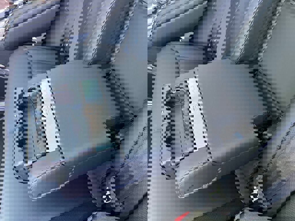 New 2025 Land Rover Range Rover SE image 28