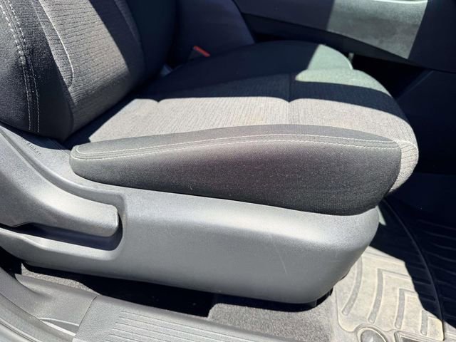 Used 2022 Nissan Rogue SV FWD image 9