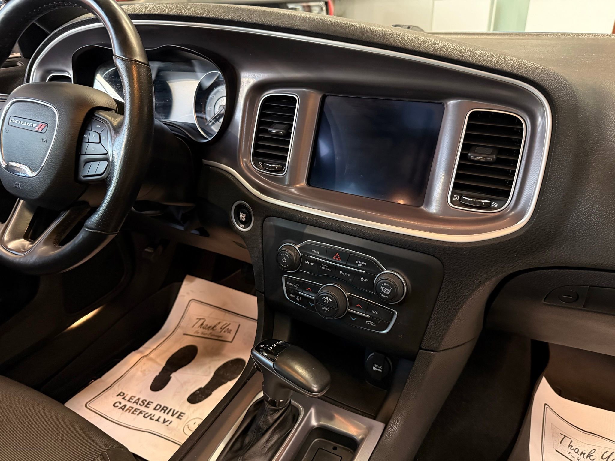 Used 2022 Dodge Charger SXT w/ Navigation & Travel Group image 20