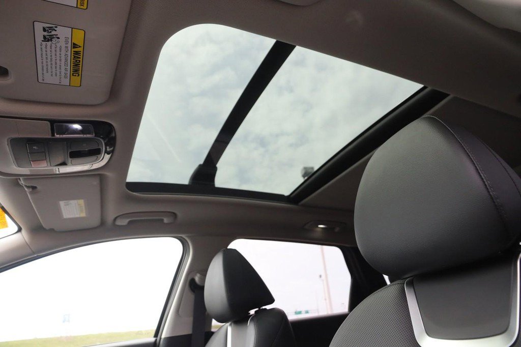 Used 2025 Hyundai Tucson Limited image 9