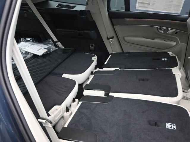 New 2026 Volvo XC90 T8 Ultra w/ Protection Package Premier image 28