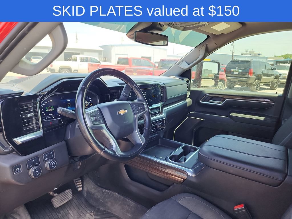 Used 2024 Chevrolet Silverado 2500 LT w/ Convenience Package AWD/4WD image 10