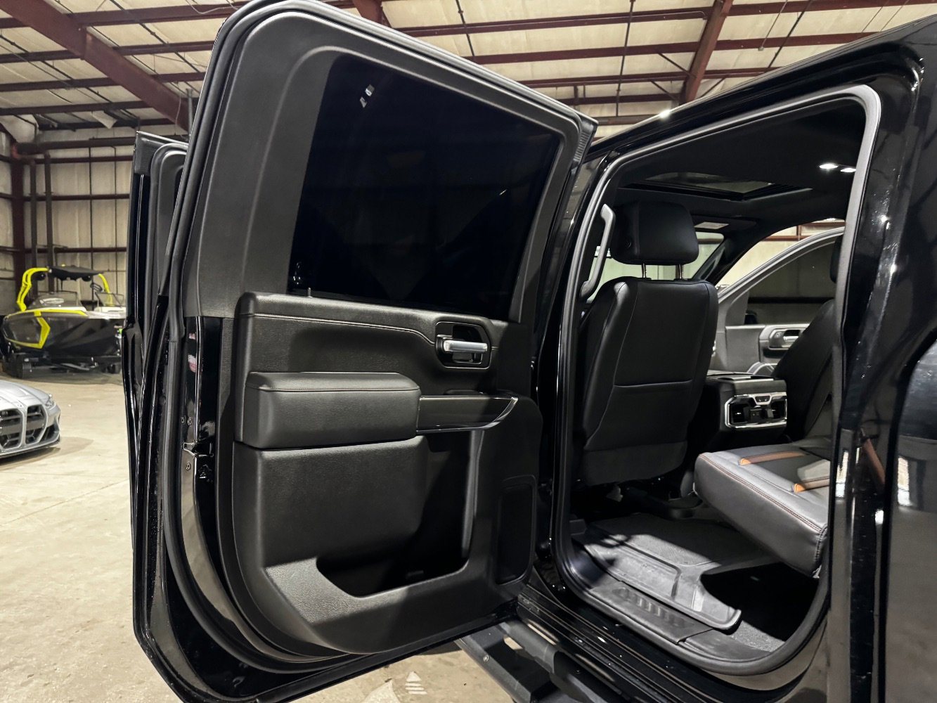 Used 2023 GMC Sierra 3500 AT4 w/ AT4 Premium Plus Package image 16