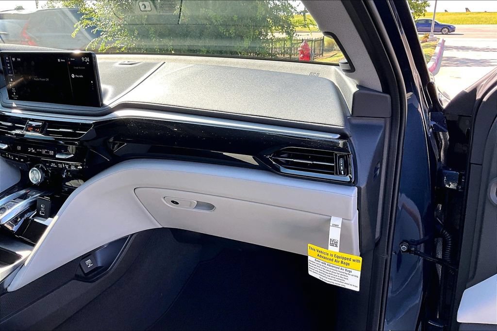 Certified 2026 Acura MDX FWD w/ Technology Package image 18