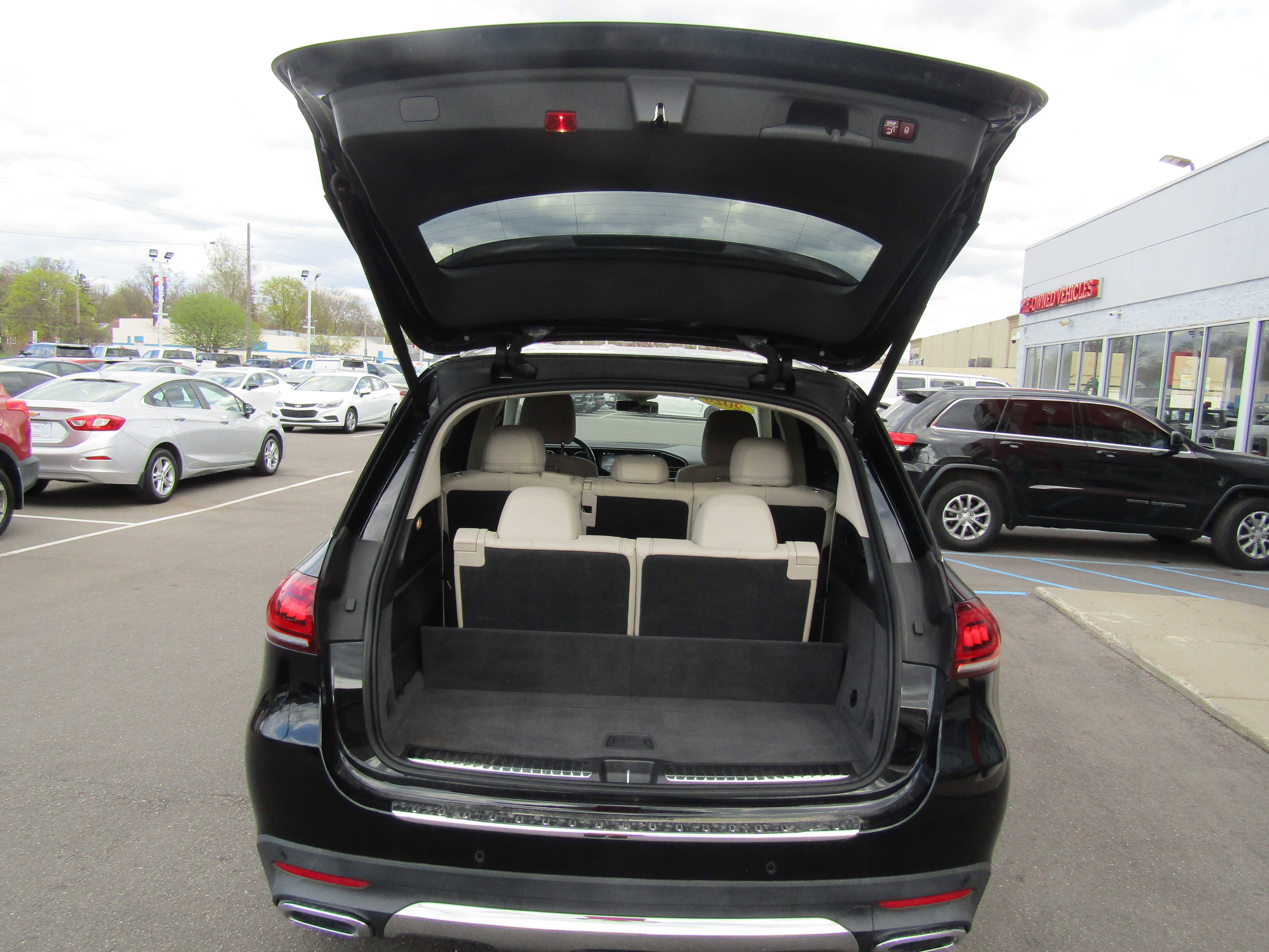 Used 2020 Mercedes-Benz GLE 350 4MATIC w/ 3rd Row Seat Package image 23