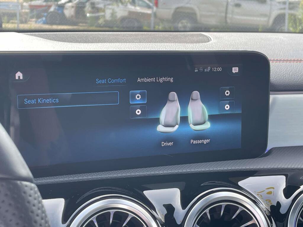 Certified 2023 Mercedes-Benz CLA 35 AMG 4MATIC image 26