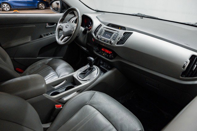 Used 2016 Kia Sportage EX image 30