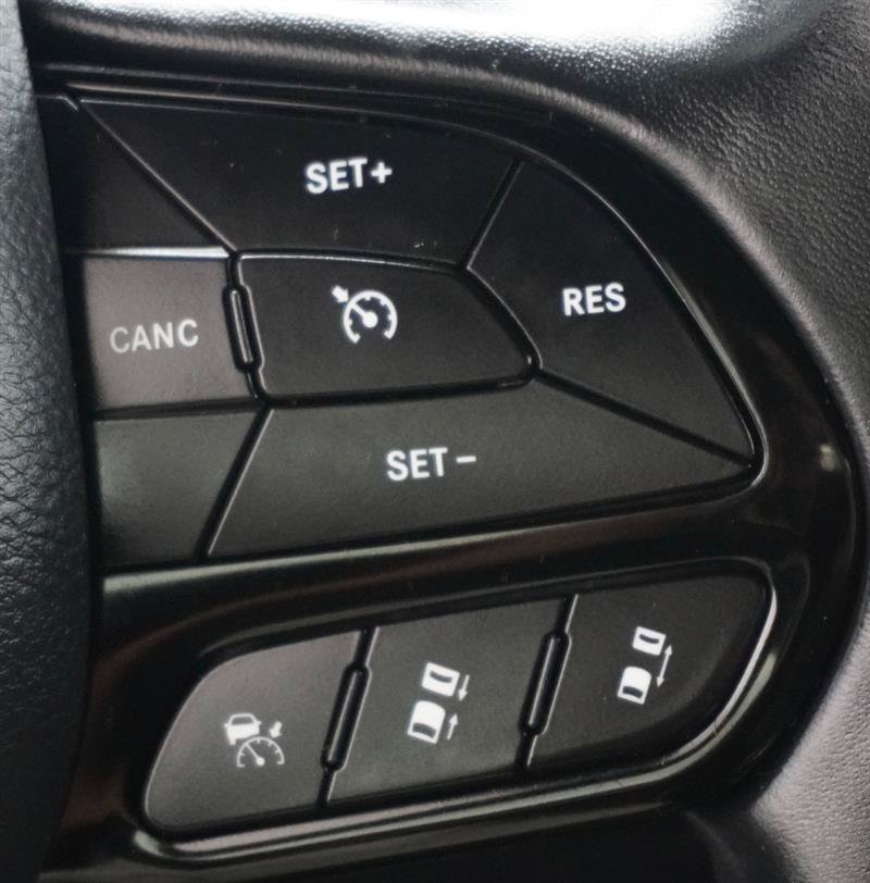 Used 2017 Chrysler 300 S w/ Safetytec Plus Group RWD image 18