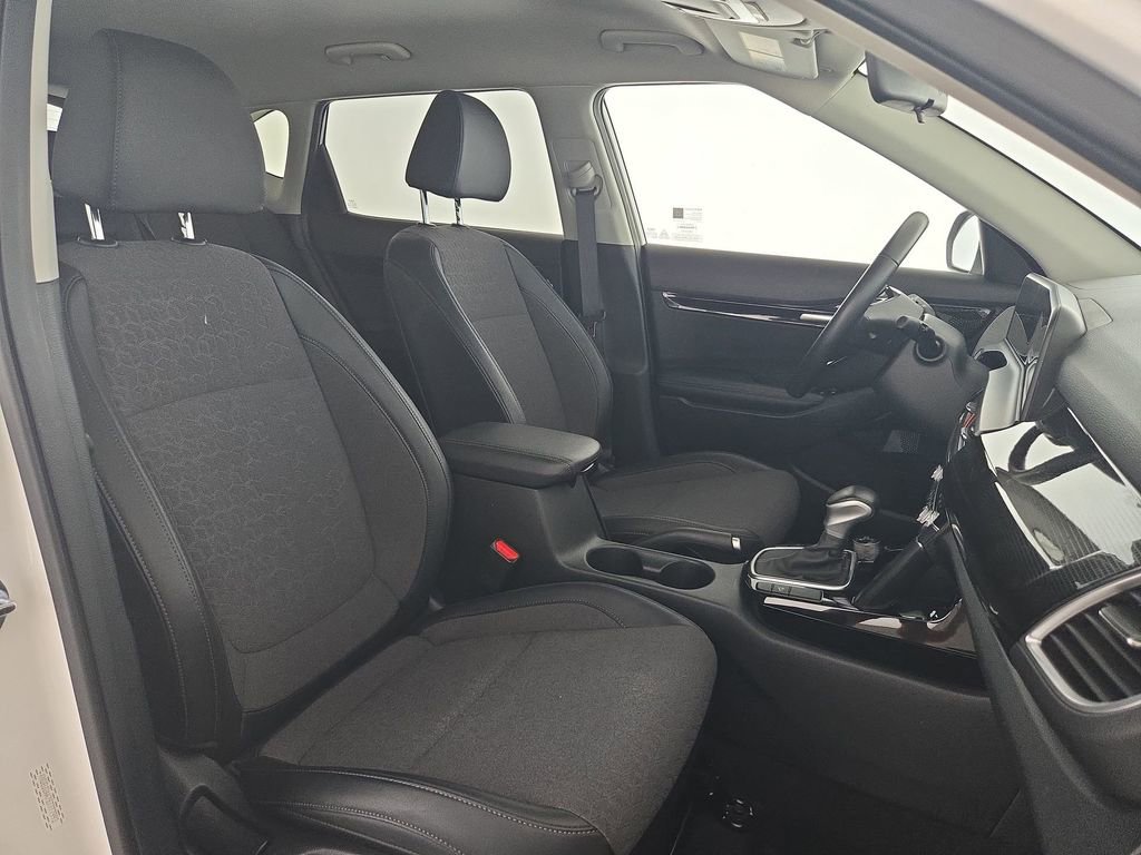 Used 2025 Kia Seltos S image 34