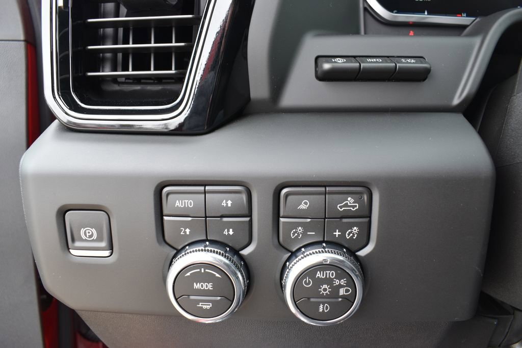 New 2026 GMC Sierra 2500 AT4 w/ AT4 Premium Plus Package image 28