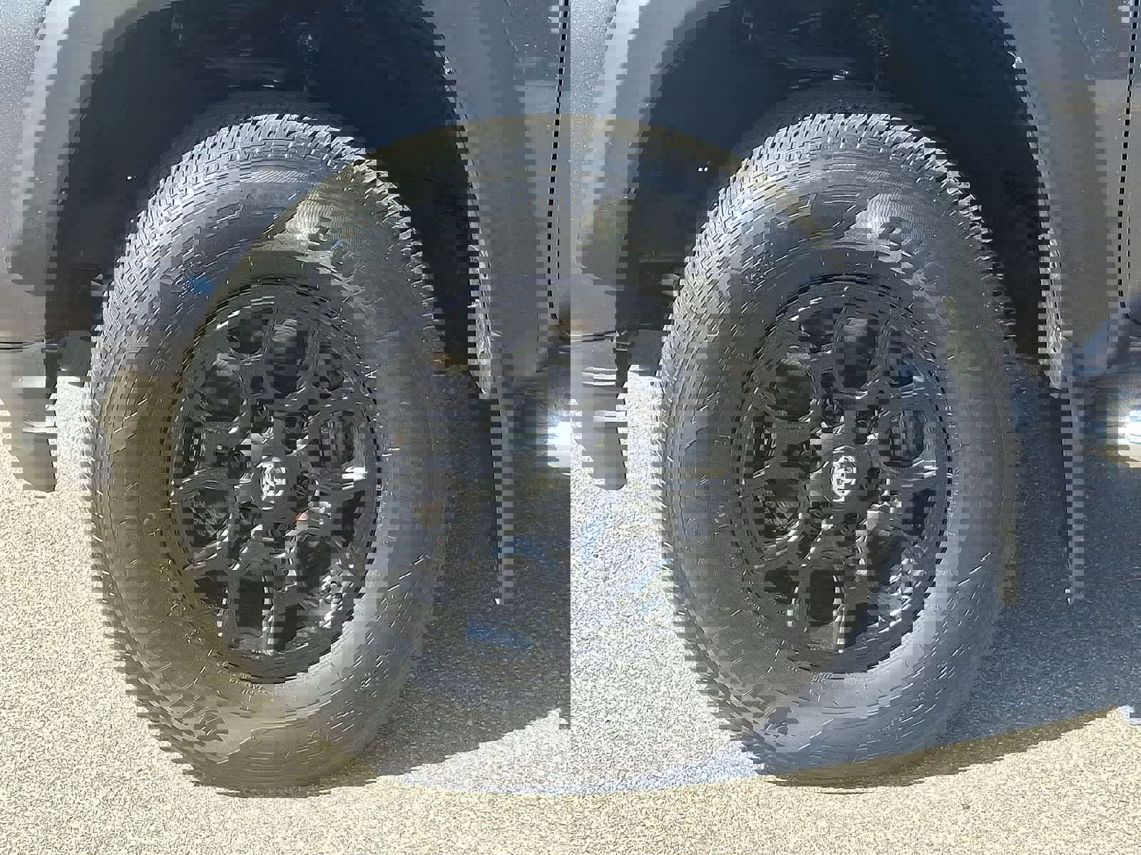 Used 2023 Toyota Tacoma SR5 w/ SX Package image 37