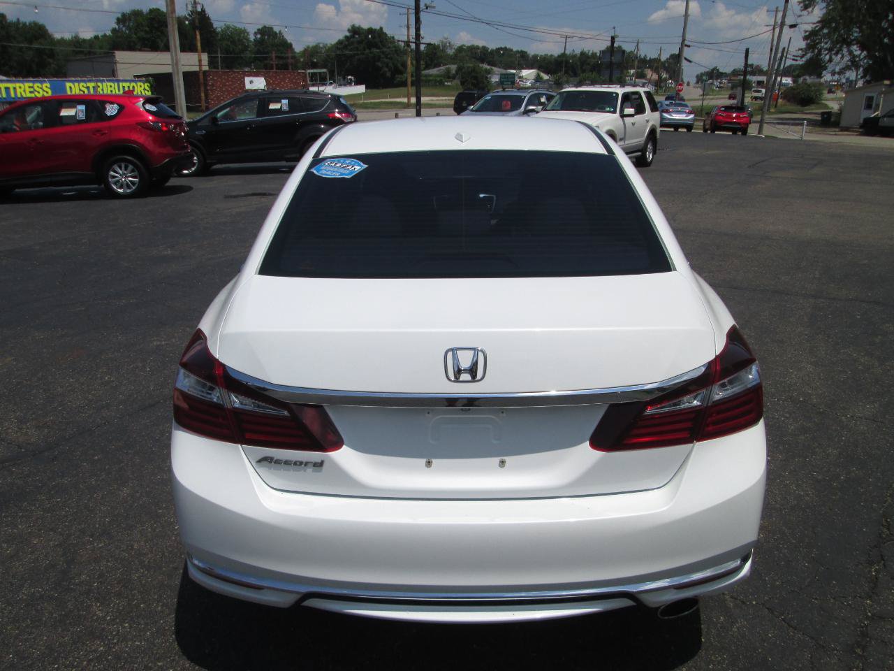 Used 2017 Honda Accord EX-L image 18