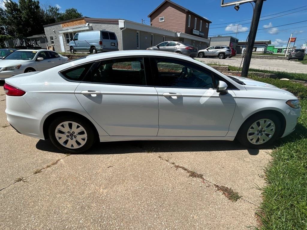 Used 2019 Ford Fusion S FWD image 6