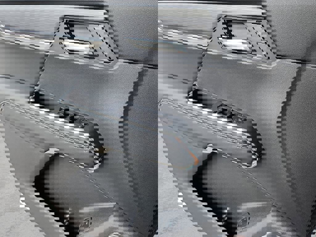 New 2026 GMC Acadia Elevation w/ Elevation Premium Package image 7