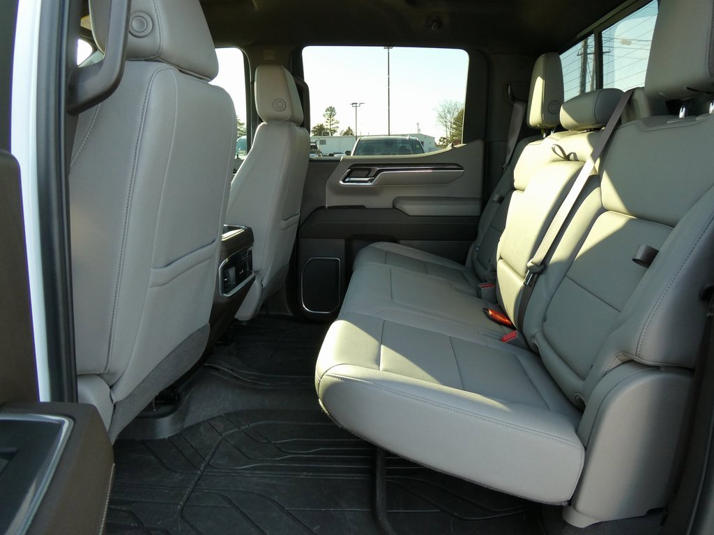 Certified 2024 Chevrolet Silverado 1500 LTZ w/ Technology Package image 18