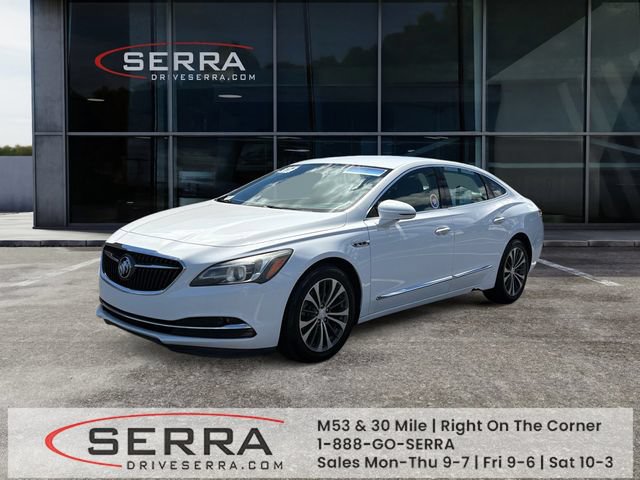 Used 2017 Buick LaCrosse Essence FWD image 1