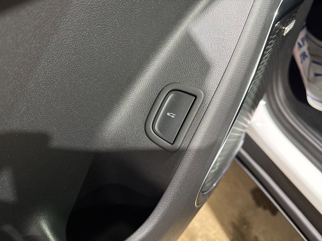 New 2026 GMC Acadia Elevation w/ Black Edition image 21