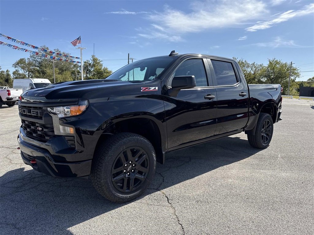 New 2026 Chevrolet Silverado 1500 Custom Trail Boss video 2