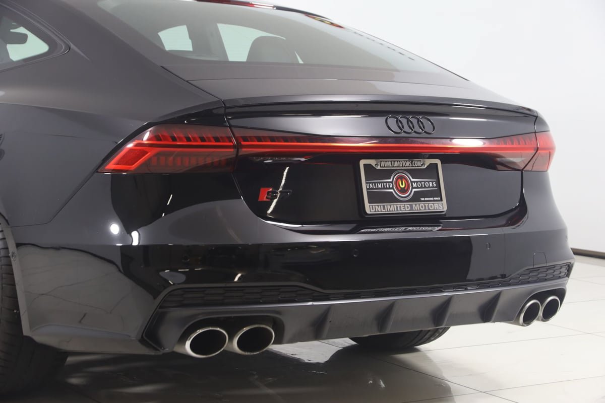 Used 2023 Audi S7 Prestige AWD/4WD image 25
