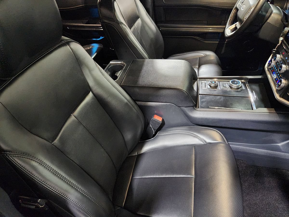 Used 2022 Ford Expedition XLT AWD/4WD image 32