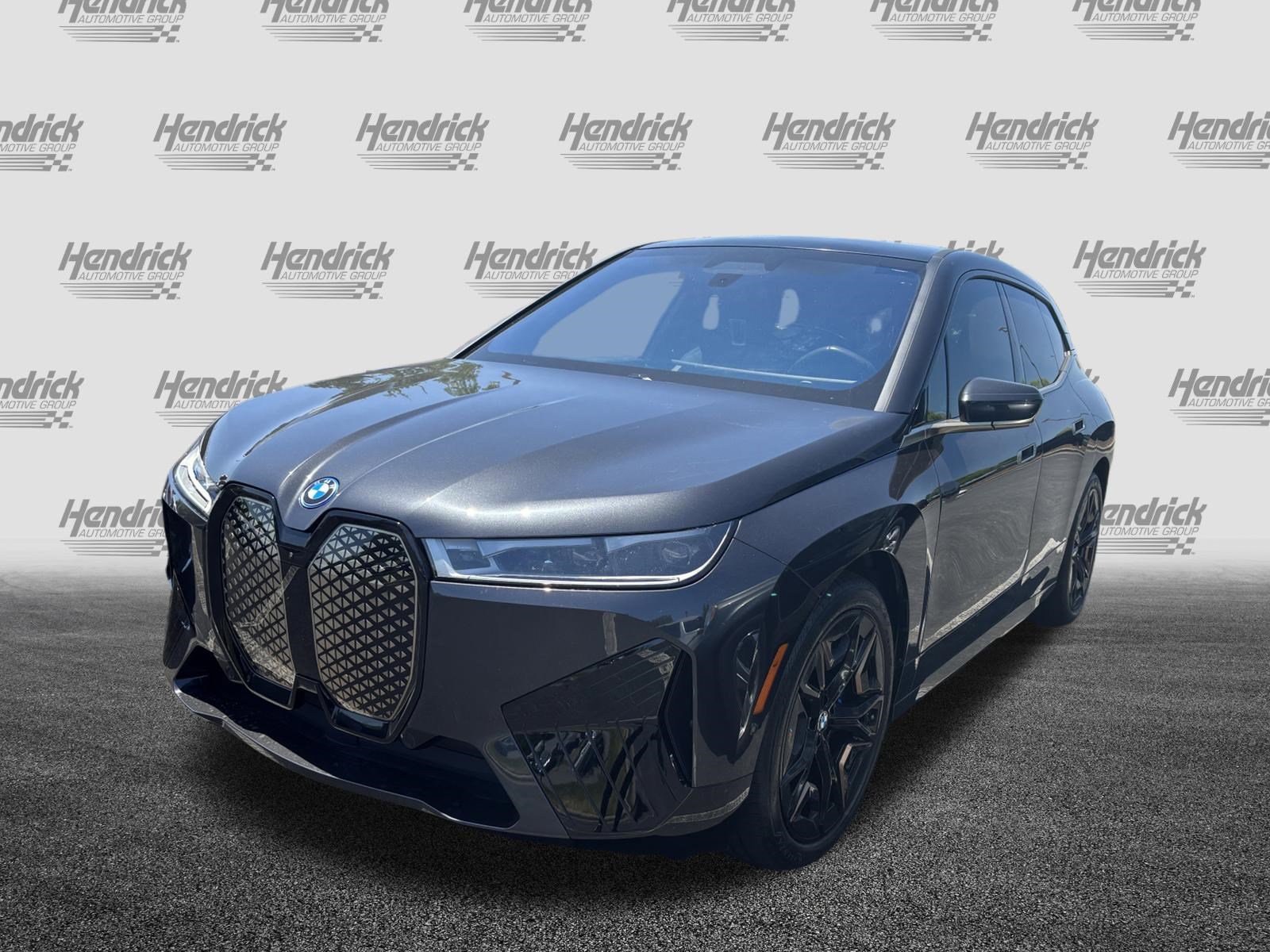 Used 2024 BMW iX M60 AWD/4WD image 9