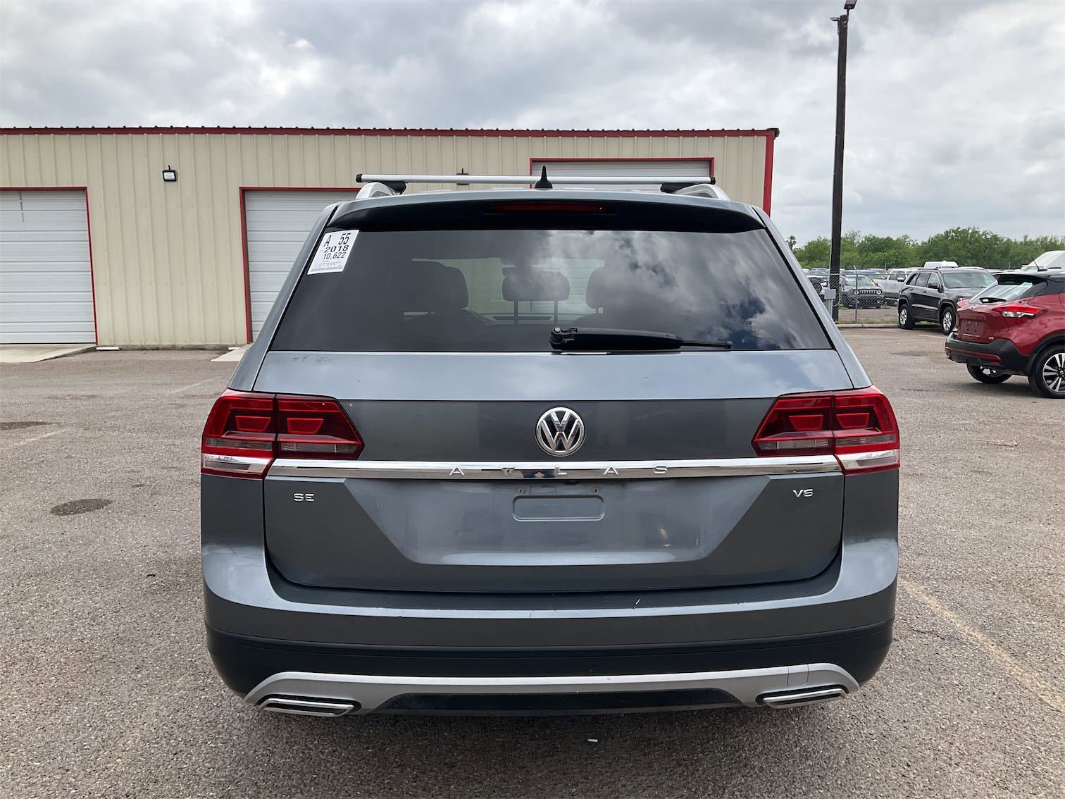 Used 2018 Volkswagen Atlas SE image 4